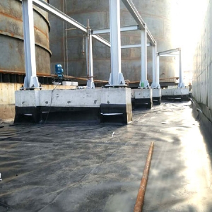 Oil depot anti-seepage membrane construction