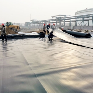 Oil tank anti-seepage membrane + filament cloth construction